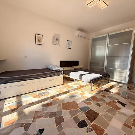 Lejlighed Family 3-bedroom Near Mxp & Maggiore - Parking