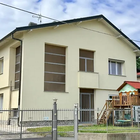 Family 3-bedroom Near Mxp & Maggiore - Parking Lejlighed Sesto Calende