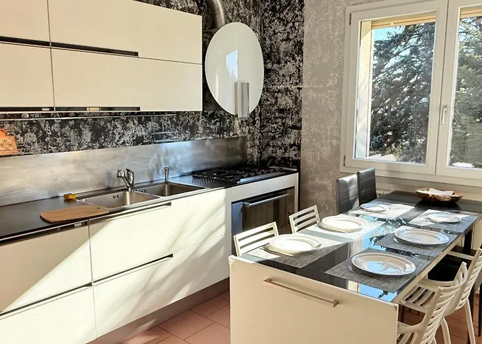 Family 3-bedroom Near Mxp & Maggiore - Parking * Sesto Calende